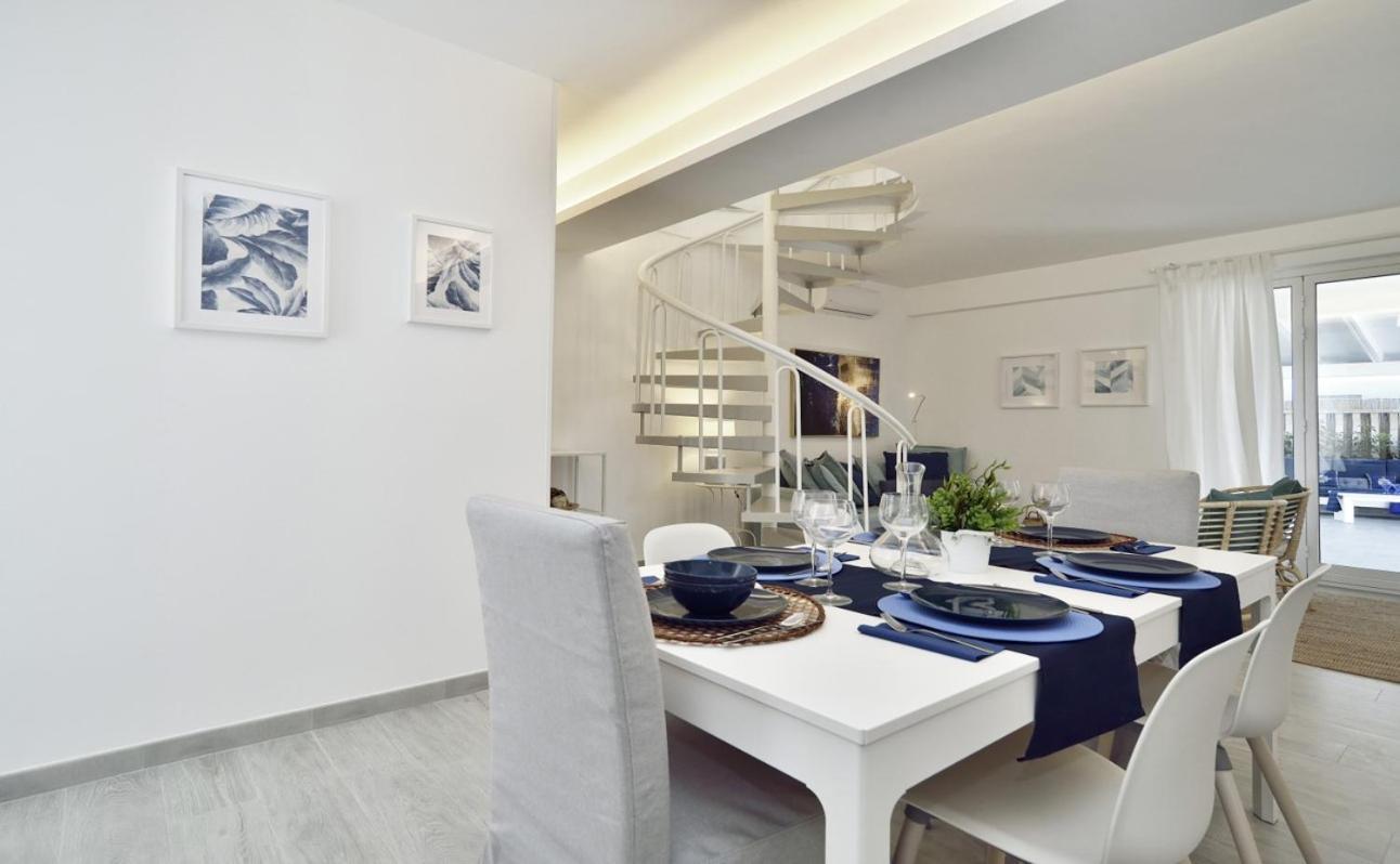 Casa Blanca A Due Passi Dal Mare Villa Santa Maria Del Focallo Kültér fotó